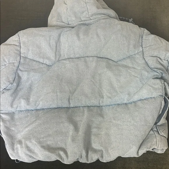 Levi's women denim Hooded Puffer Jacket - Picture 11 of 11